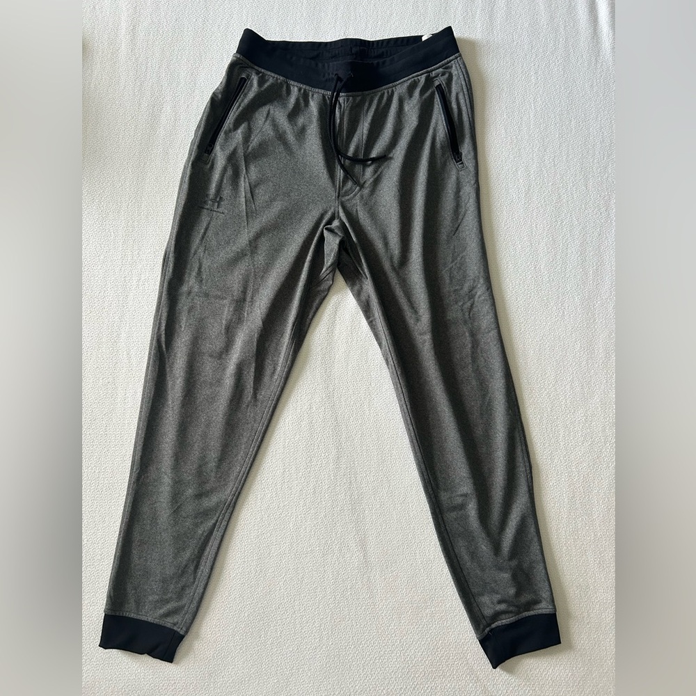 Under Armour Men’s COLDGEAR Loose Jogger Sweatpants Size LG